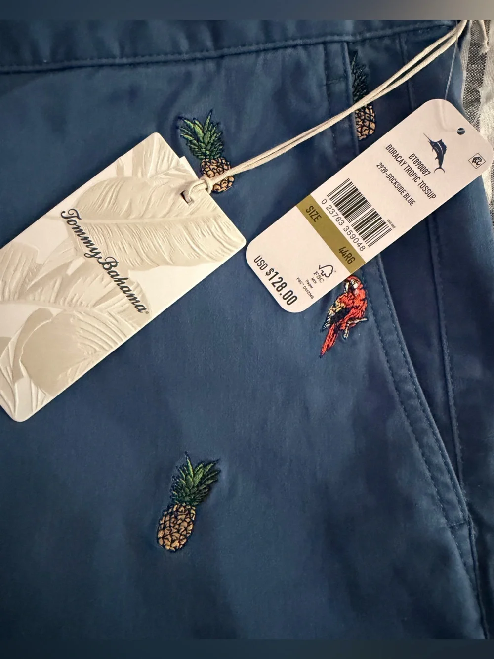 Tommy Bahama mens big & tall  Pineapple & Palm Embroidered Flat Front Shorts